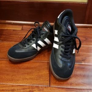 Adidas shoes. Samba classic soccer shoes.